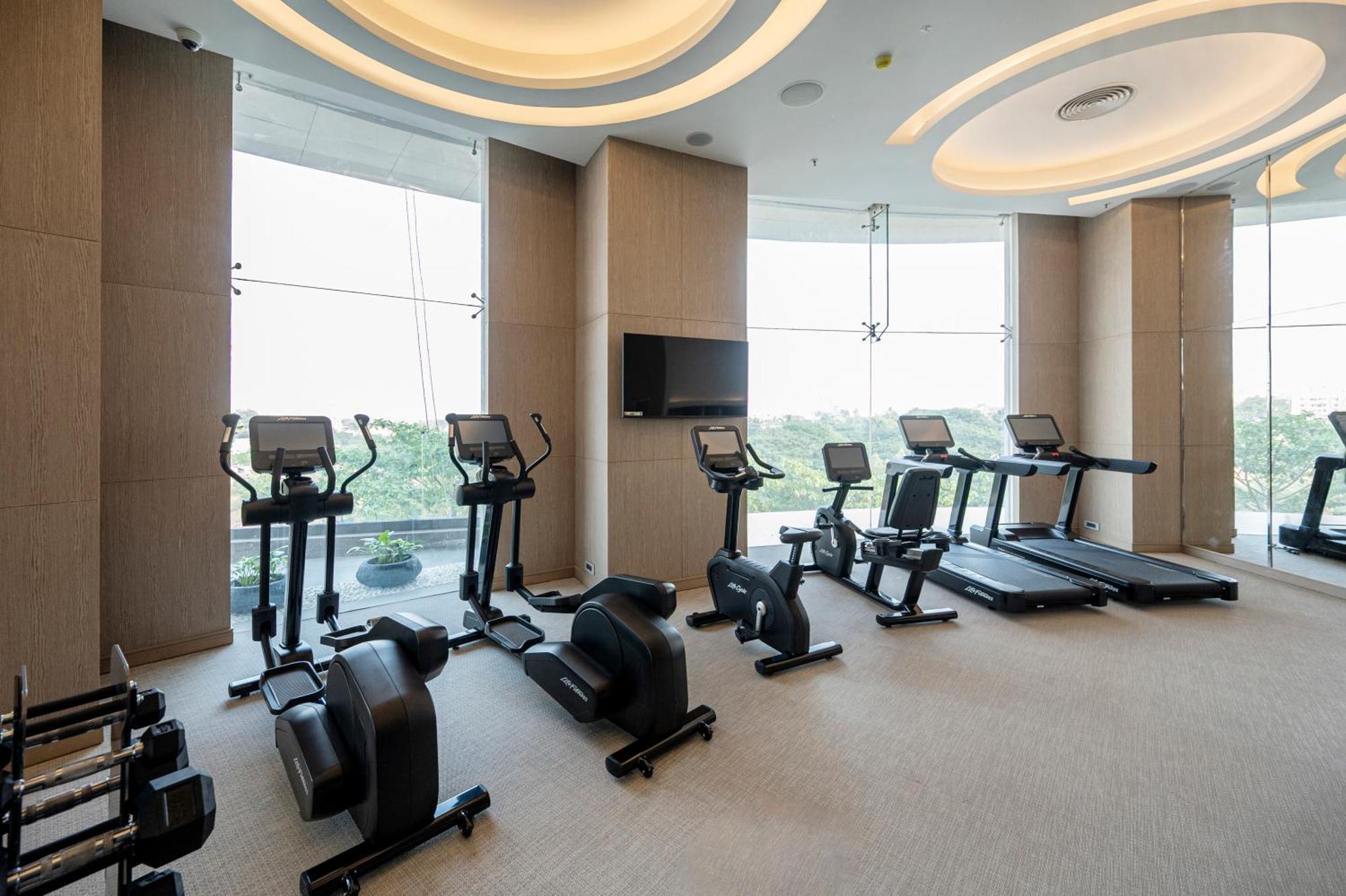 Lyfe Hotel Бхубанешвара Экстерьер фото