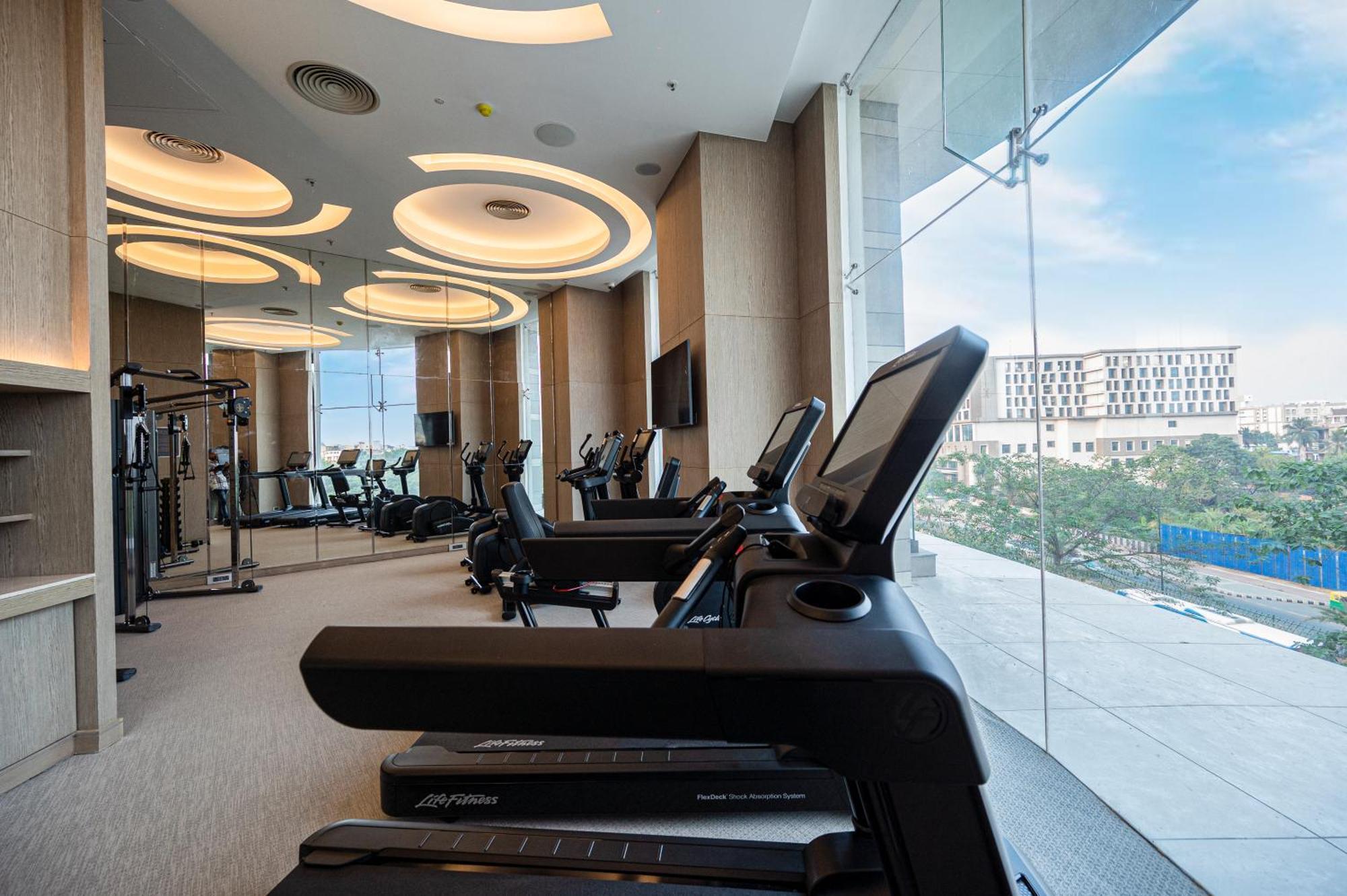 Lyfe Hotel Бхубанешвара Экстерьер фото