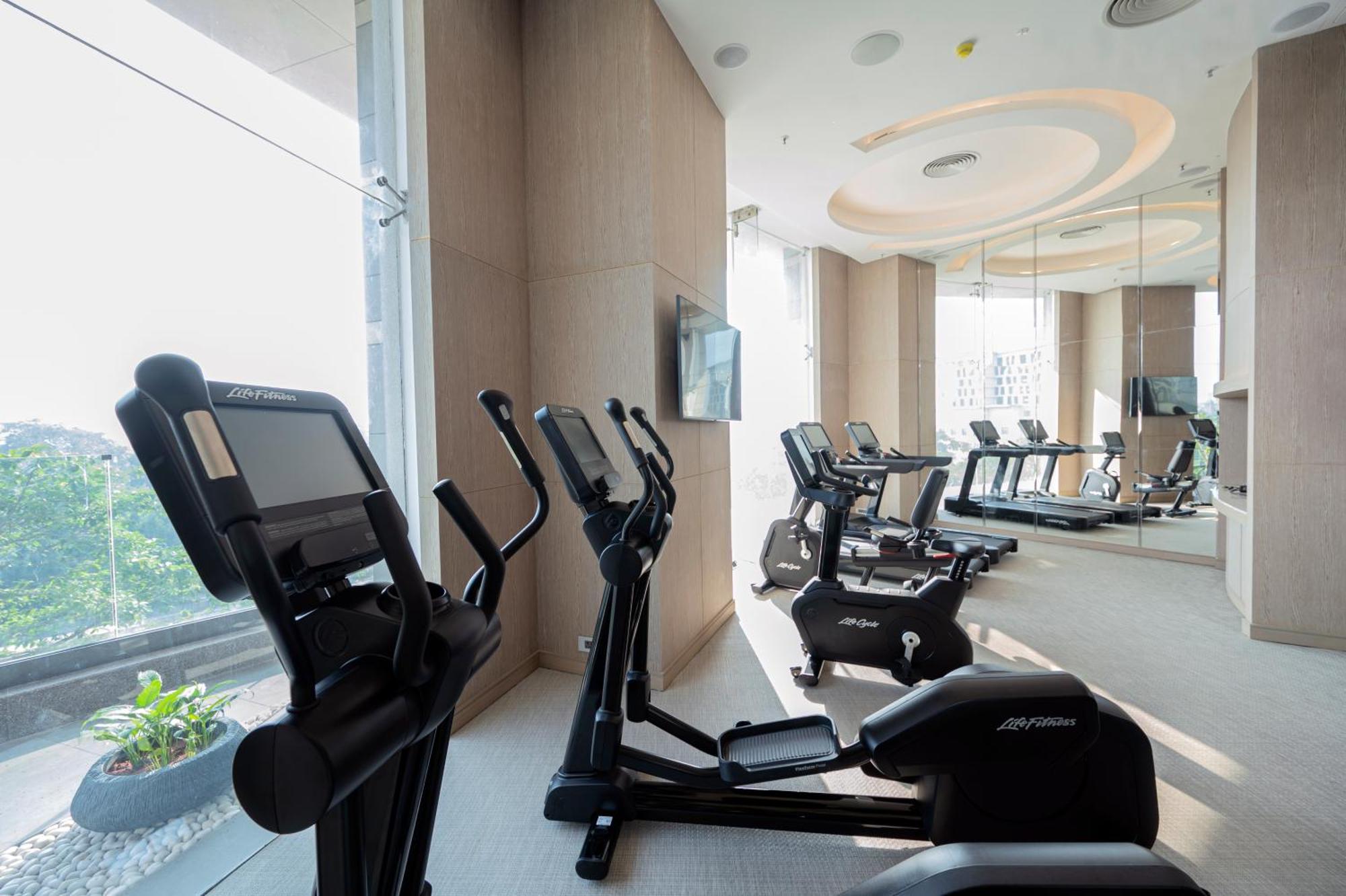 Lyfe Hotel Бхубанешвара Экстерьер фото