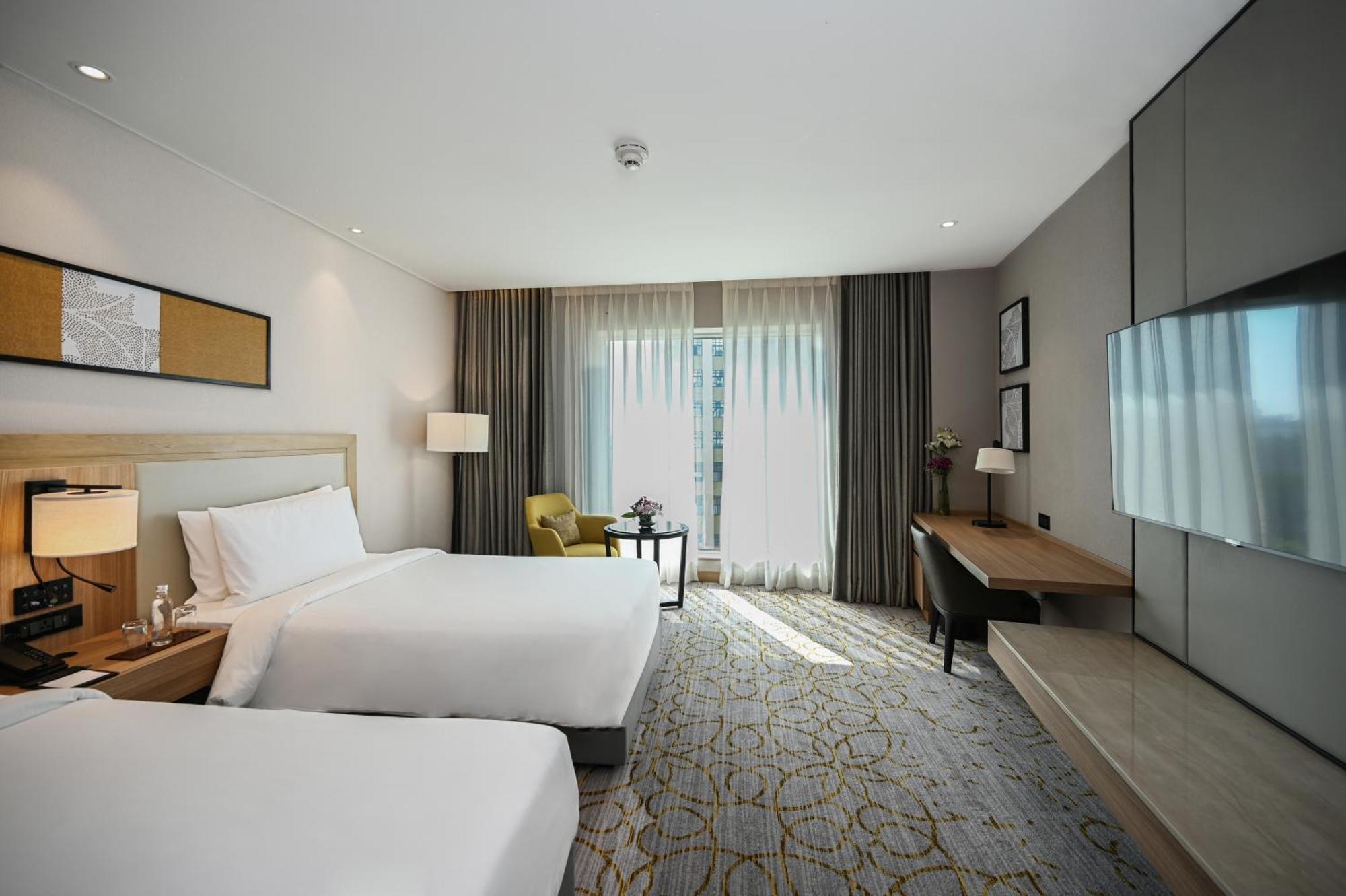 Lyfe Hotel Бхубанешвара Экстерьер фото