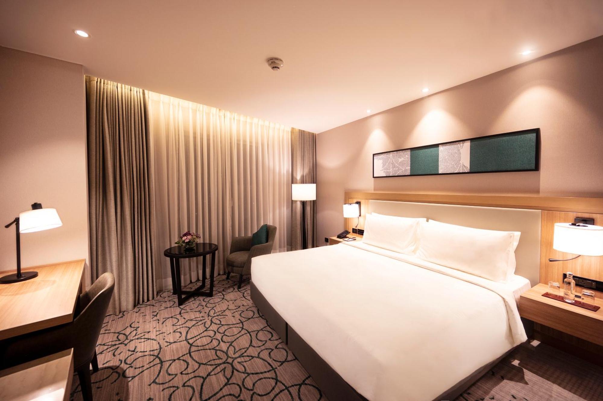 Lyfe Hotel Бхубанешвара Экстерьер фото