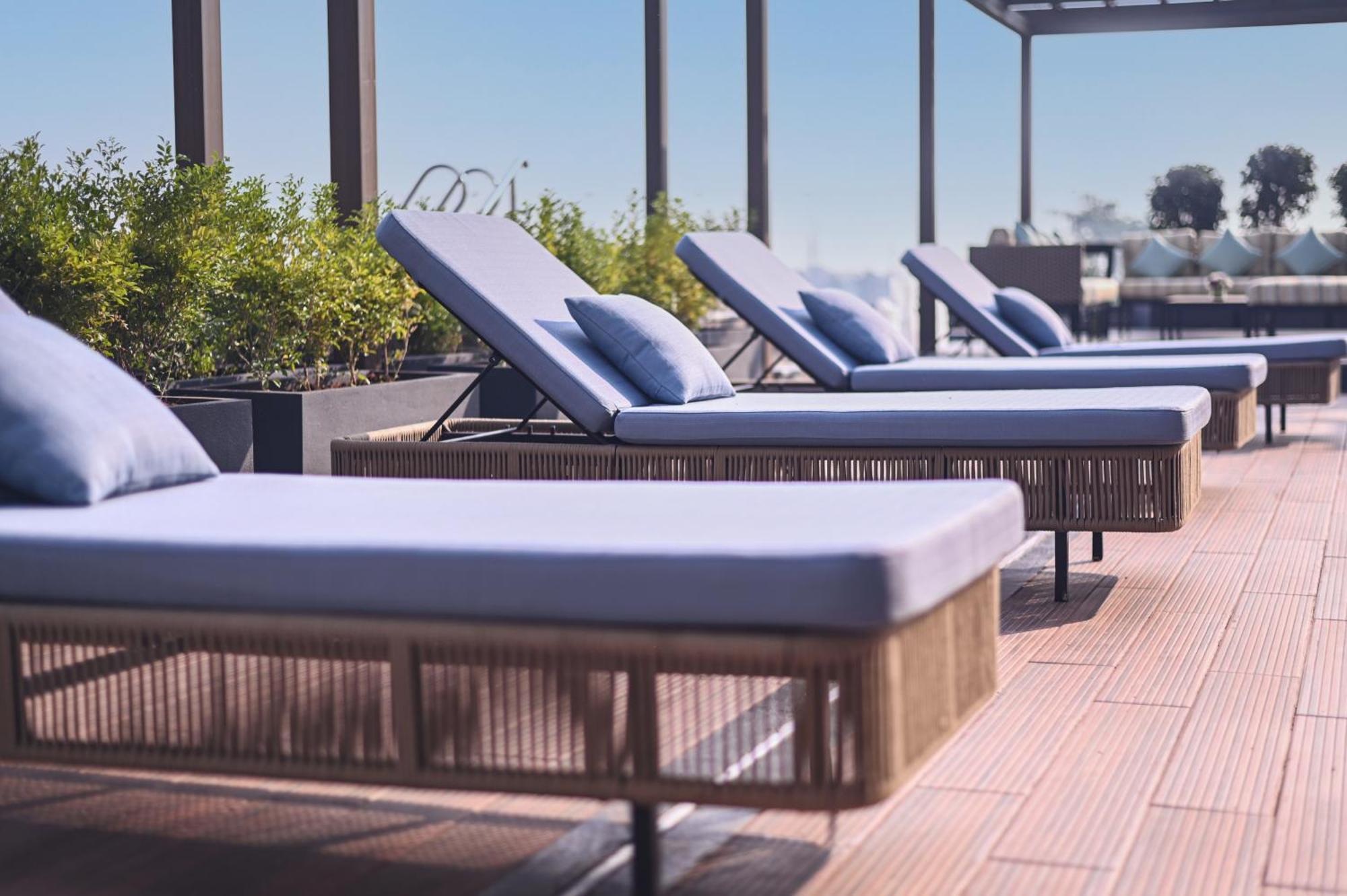Lyfe Hotel Бхубанешвара Экстерьер фото